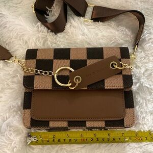 Ivy & Taylor Crossbody